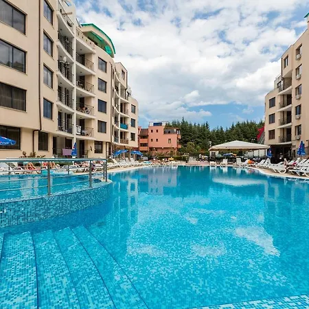 ★studio With Kitchen Wifi Balcony Pool View ★mt★ * Slantchev Briag